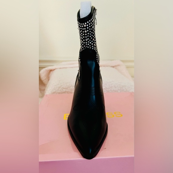 NIB Dolls Kill Cowgirl Ways Western Boot Cassidy Denim Boot in Black w/ Crystals - Picture 11 of 16